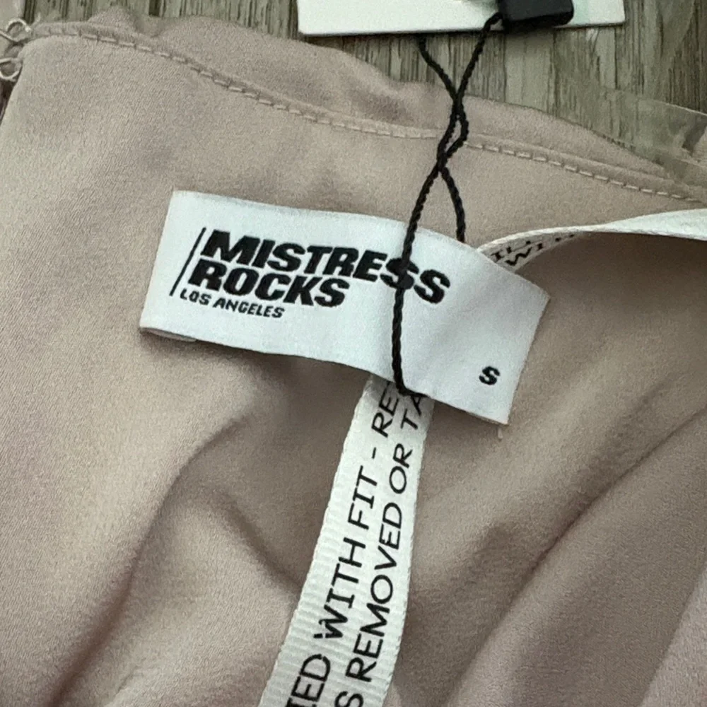 Mistress Rocks NWT 
Light Beige Satin Gathered Crop Top Small - Picture 7 of 8